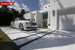 2014 Rolls-Royce Ghost