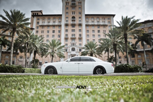 2012 Rolls-Royce Ghost