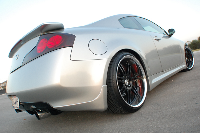 2003 Infiniti G35 photo