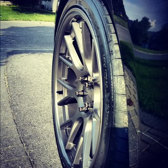 2011 Infiniti G37 photo