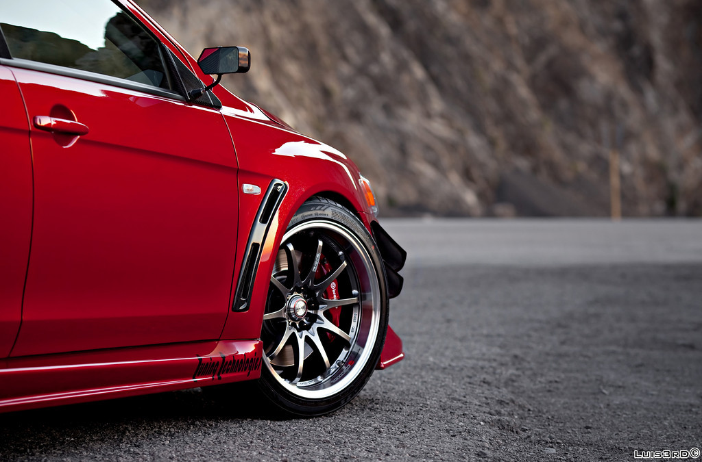 2008 Mitsubishi Lancer Evolution photo
