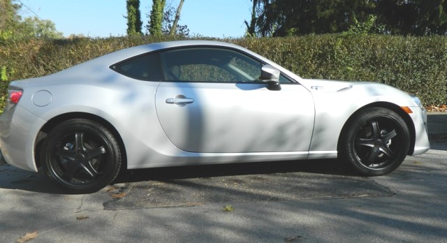 2013 Scion FR-S photo
