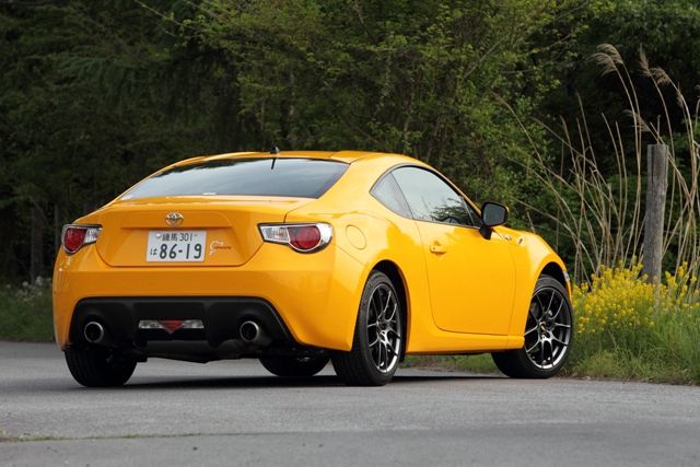 2013 Scion FR-S photo