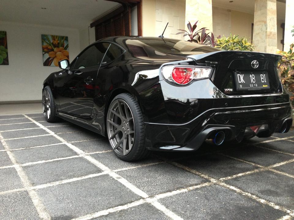 2013 Scion FR-S photo