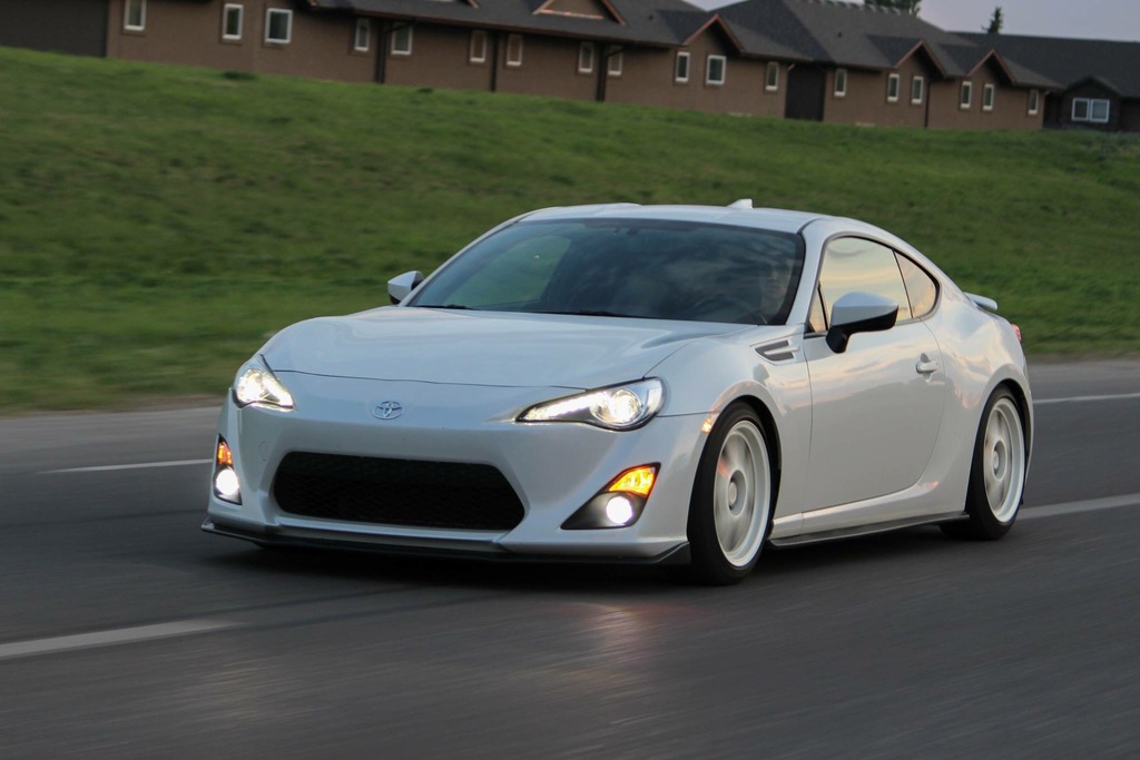 2013 Scion FR-S photo