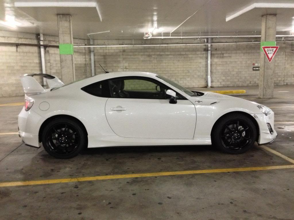 2013 Subaru BRZ photo