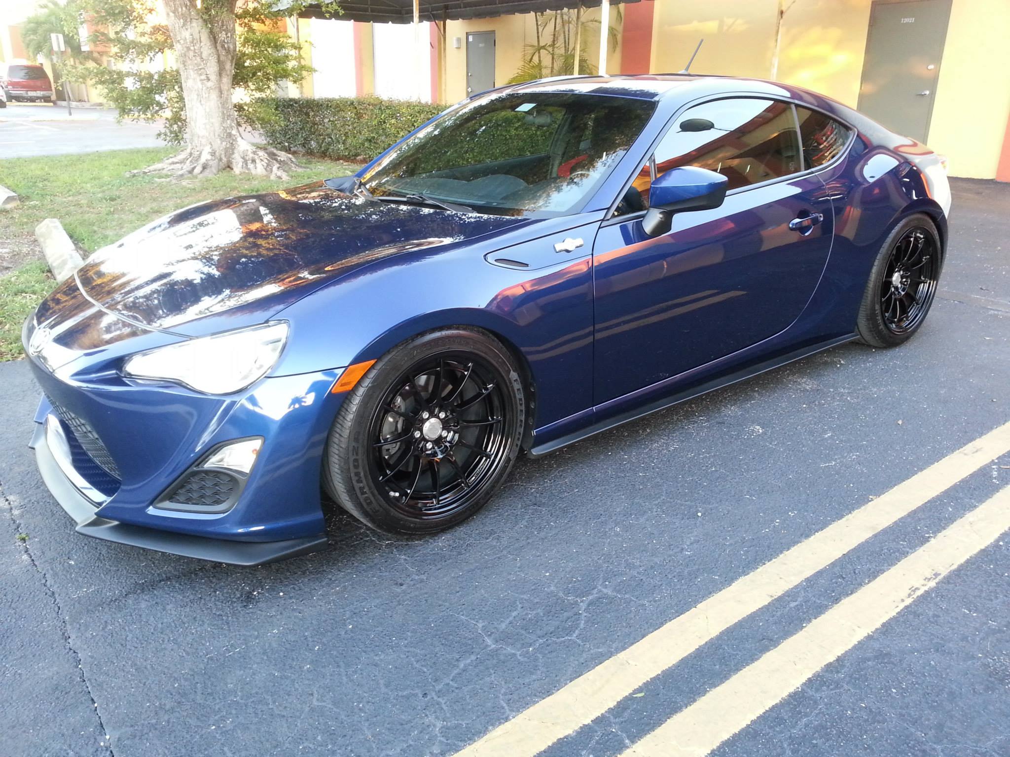 2013 Scion FR-S photo