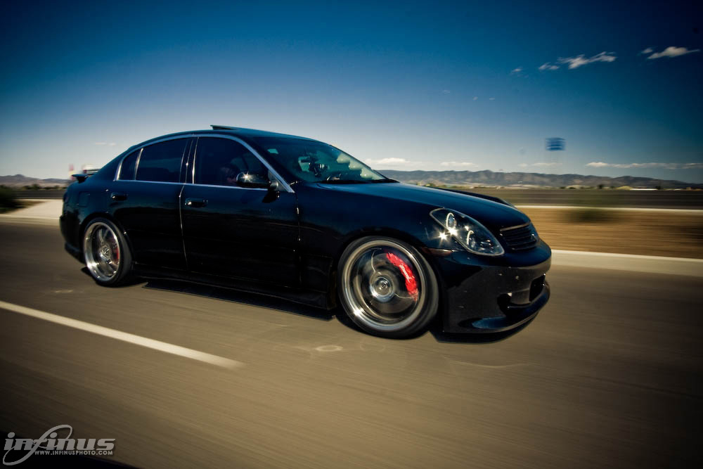 2004 Infiniti G35 photo