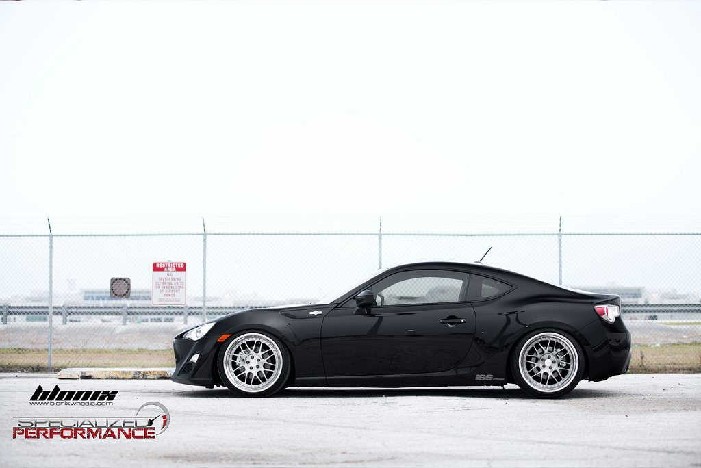 2013 Scion FR-S photo