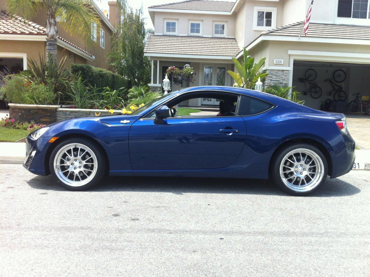 2013 Scion FR-S photo