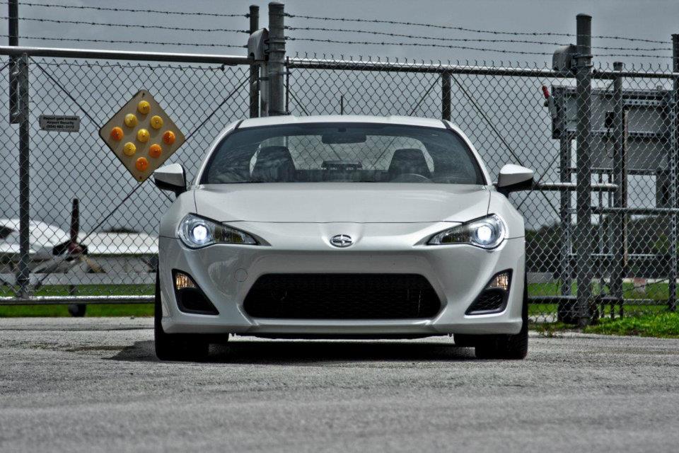 2013 Scion FR-S photo