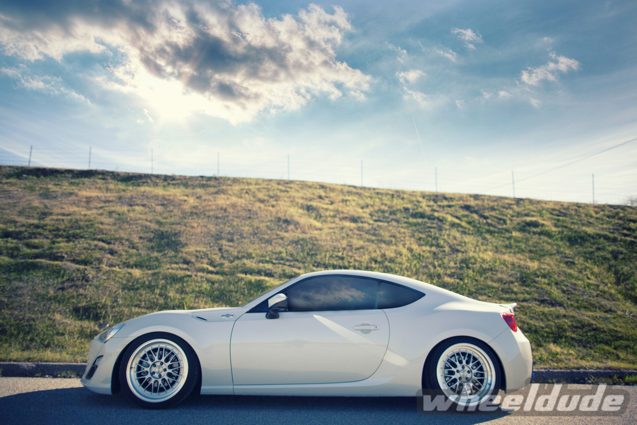 2013 Scion FR-S photo