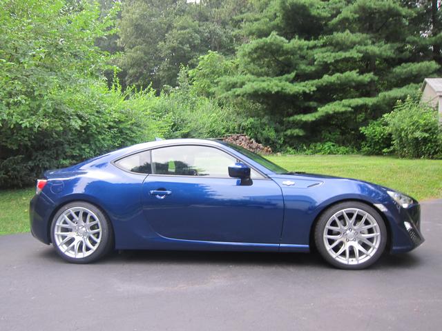2013 Scion FR-S photo