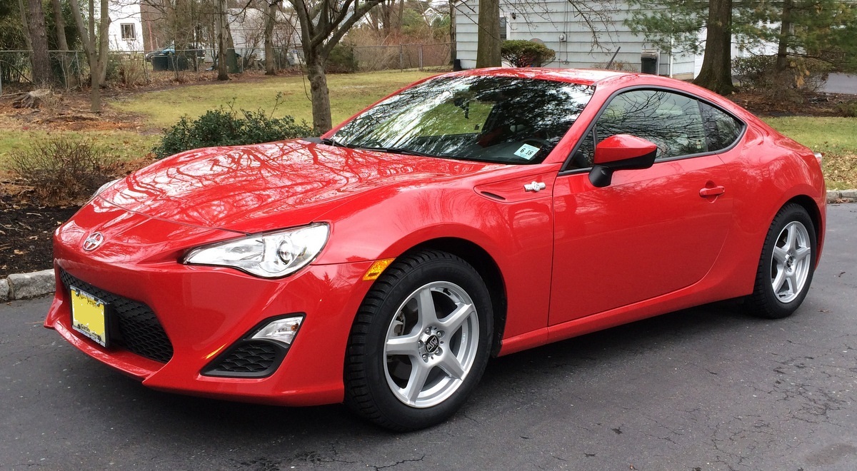 2013 Scion FR-S photo