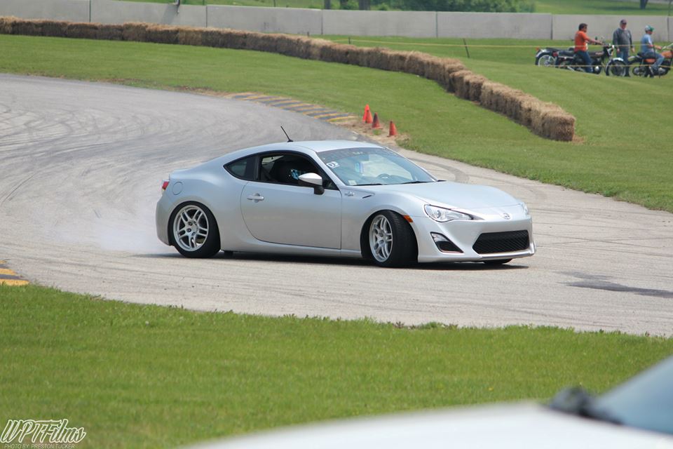 2013 Scion FR-S photo