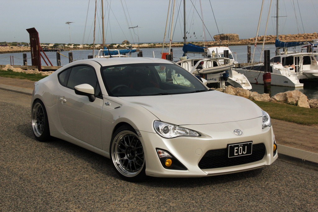 2013 Scion FR-S photo