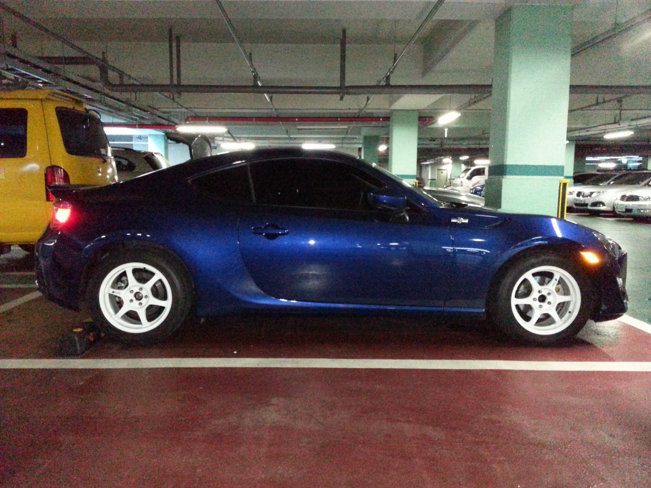 2013 Scion FR-S photo