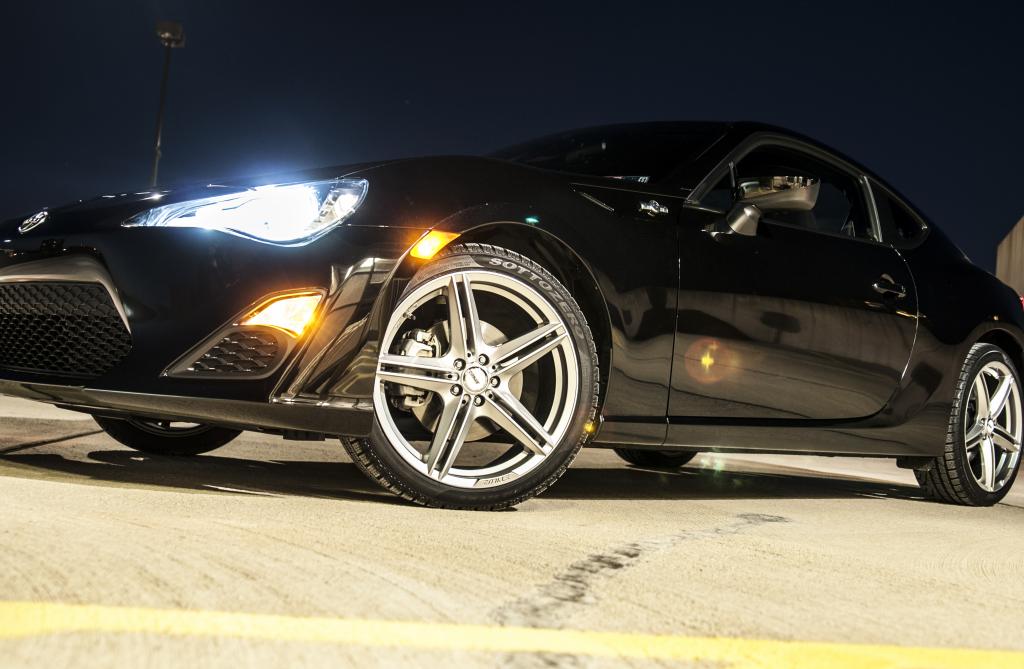 2013 Scion FR-S photo