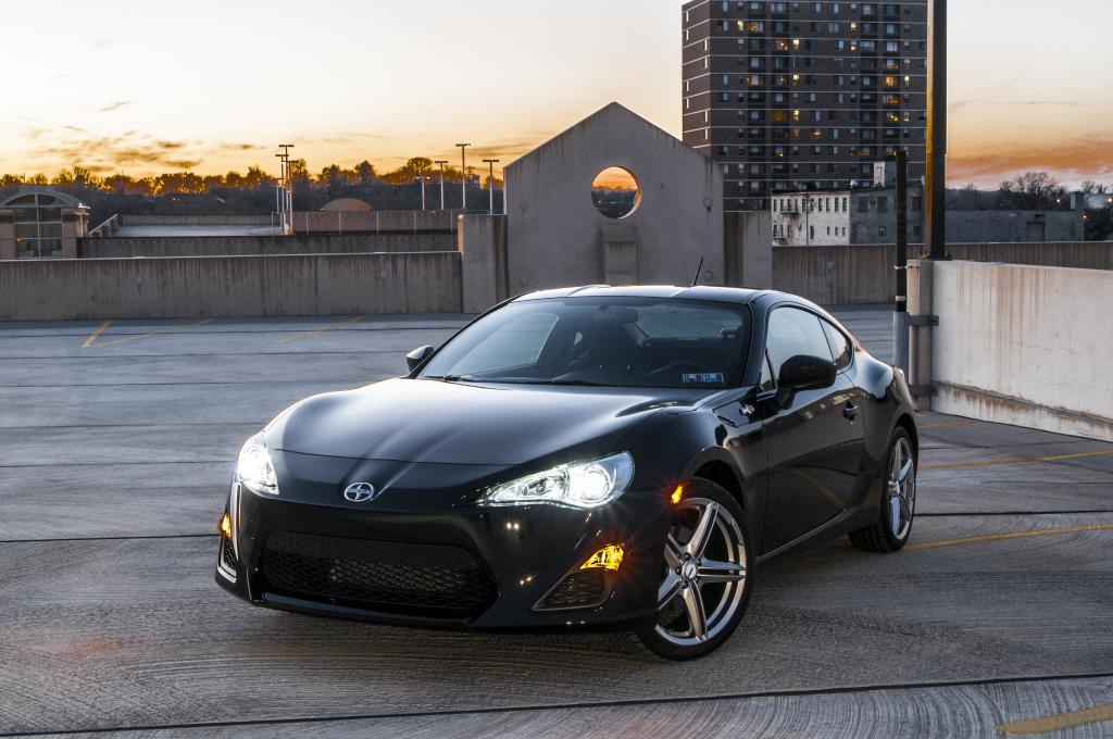 2013 Scion FR-S photo