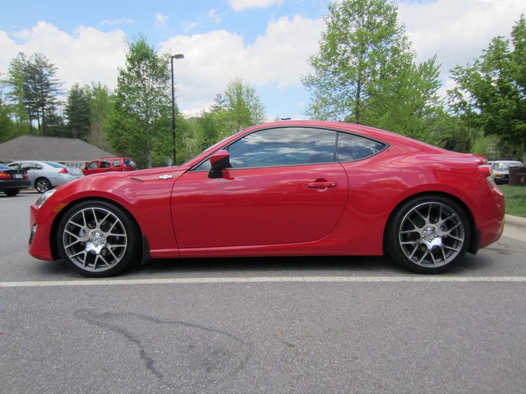 2013 Scion FR-S photo