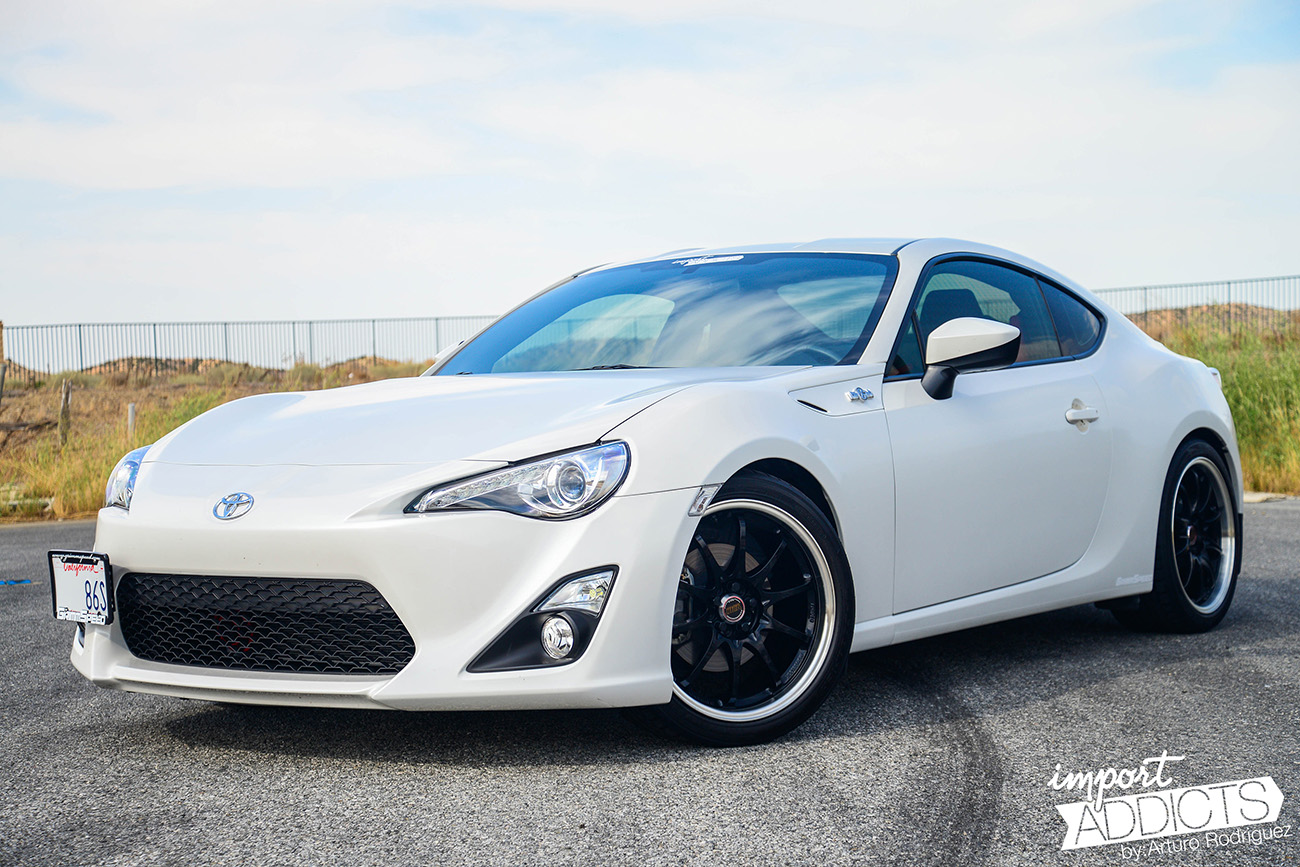 2013 Scion FR-S photo