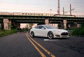 2014 Tesla Model S