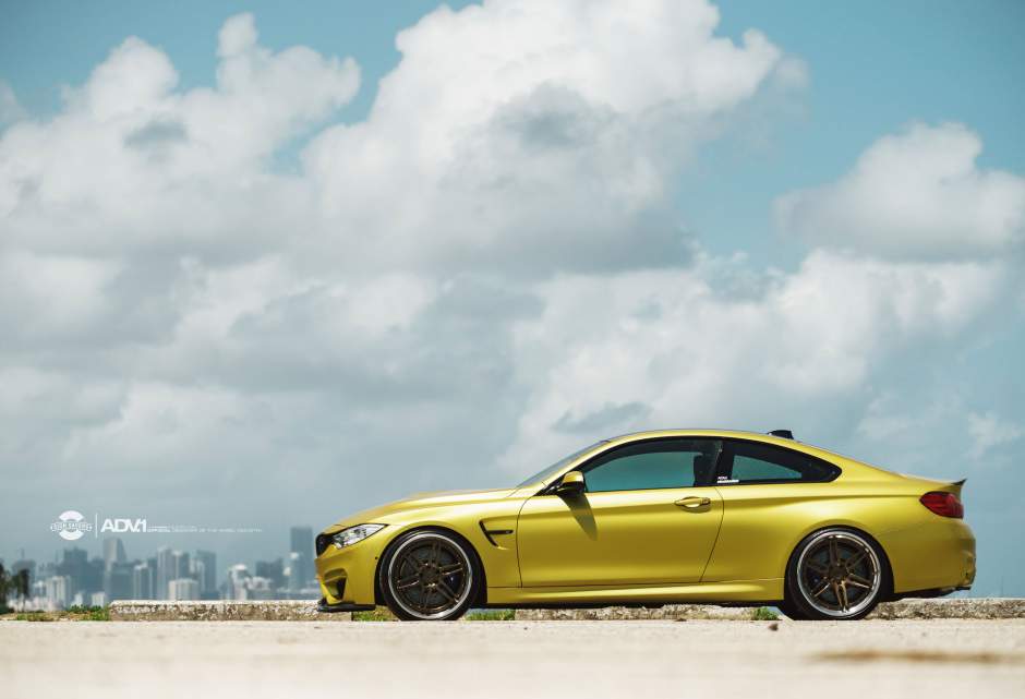 2015 BMW M4 photo