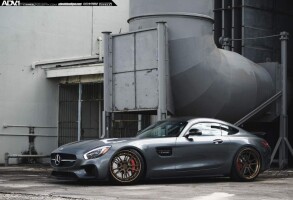 2016 Mercedes-Benz AMG GT