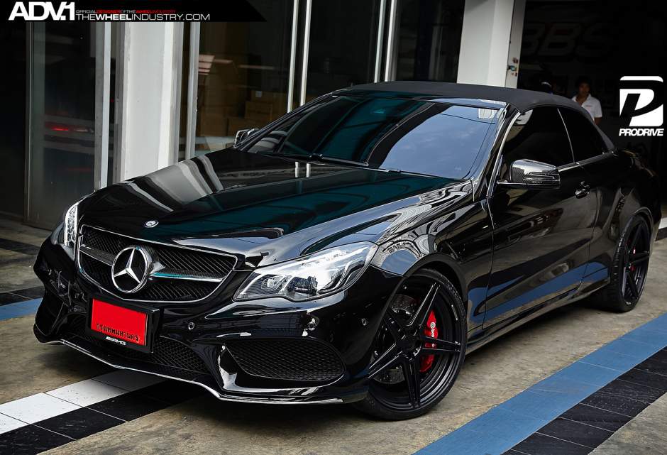 2010 Mercedes-Benz E-Class photo