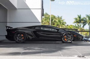 2014 Lamborghini Aventador