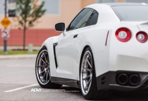 2014 Nissan GT-R