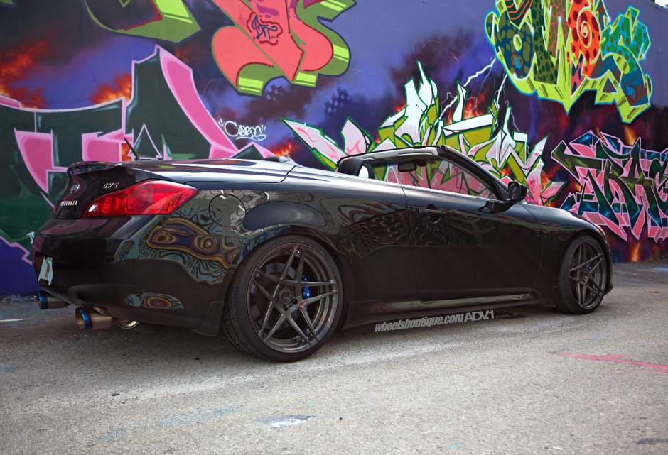 2009 Infiniti G37 photo