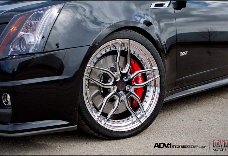 2013 Cadillac CTS-V photo
