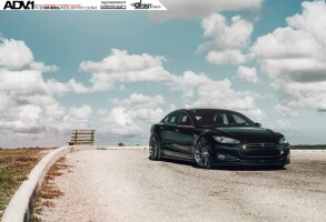 2014 Tesla Model S