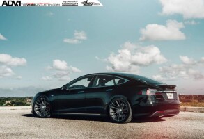 2014 Tesla Model S