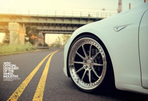 2014 Tesla Model S