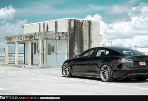 2014 Tesla Model S