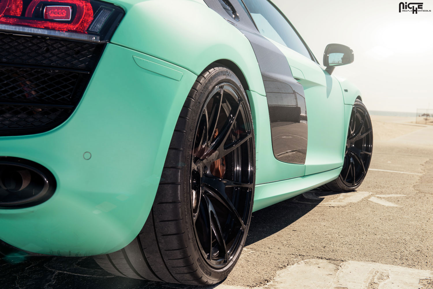 2011 Audi R8 photo