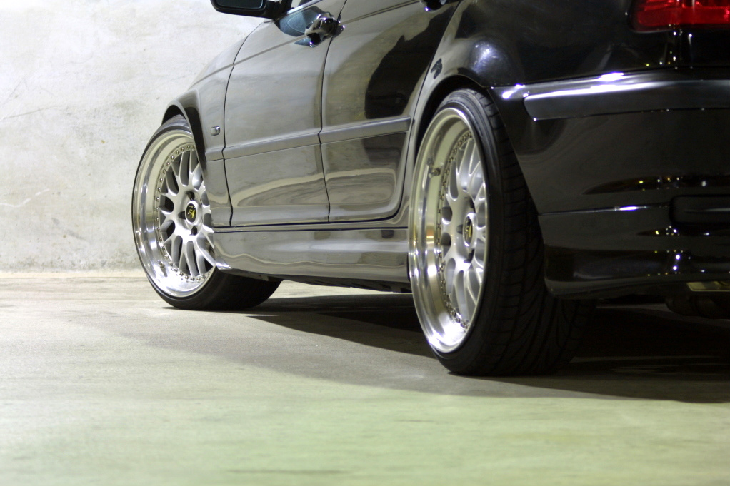1999 BMW 328 photo