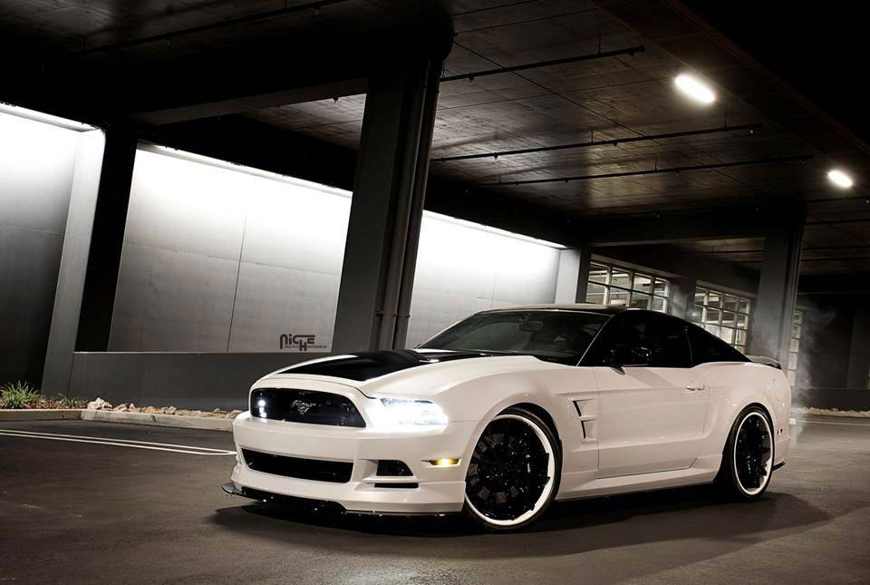 2014 Ford Mustang photo