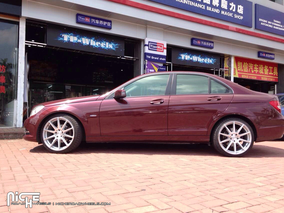 2013 Mercedes-Benz C-Class photo