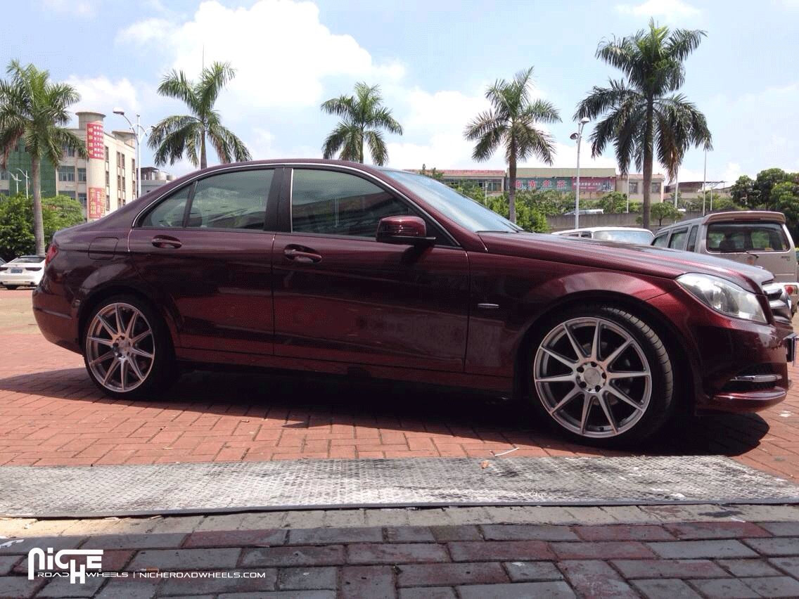 2013 Mercedes-Benz C-Class photo