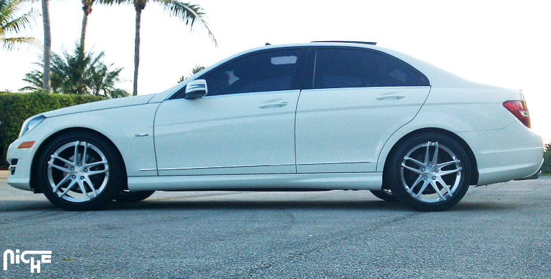 2012 Mercedes-Benz C-Class photo