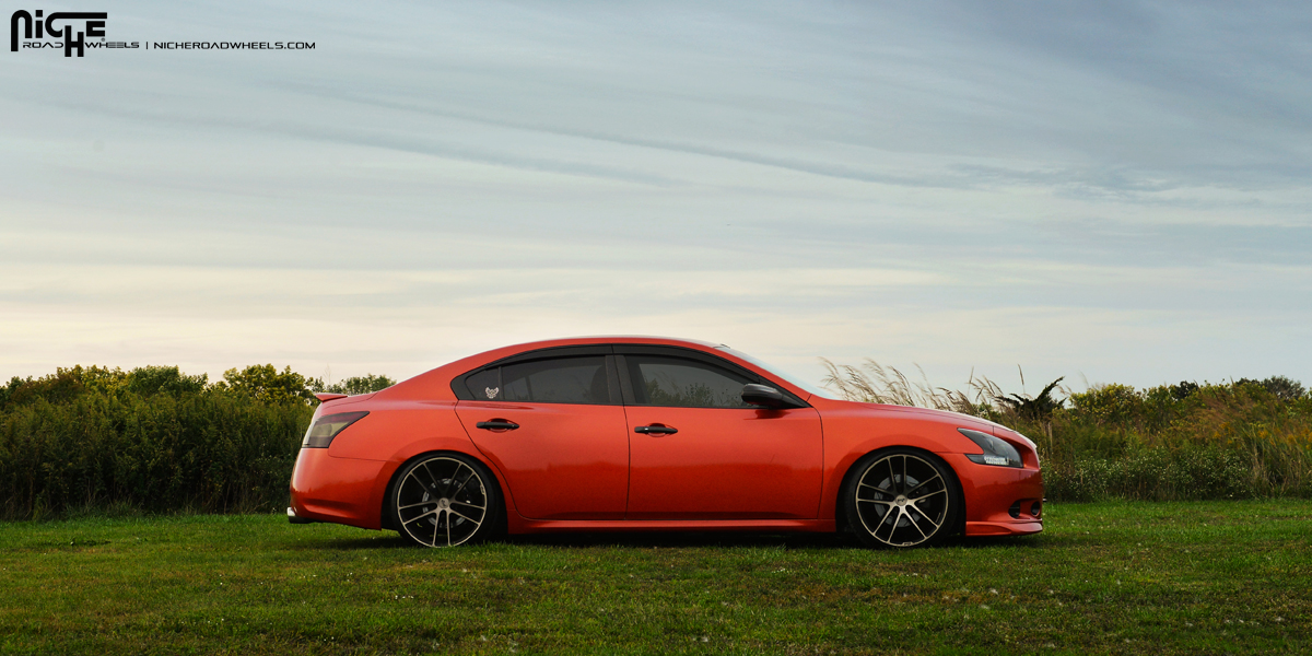 2013 Nissan Maxima photo