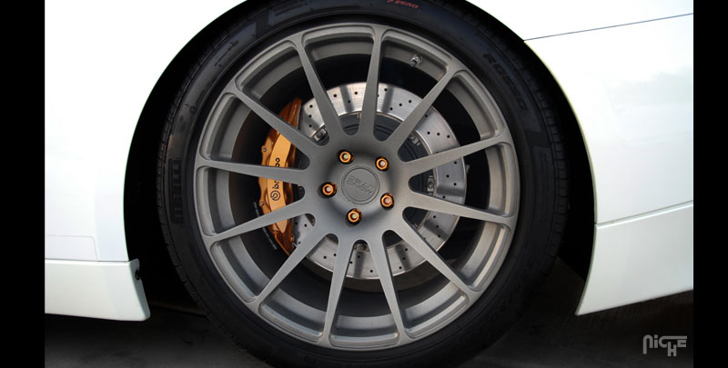 2014 Nissan GT-R photo