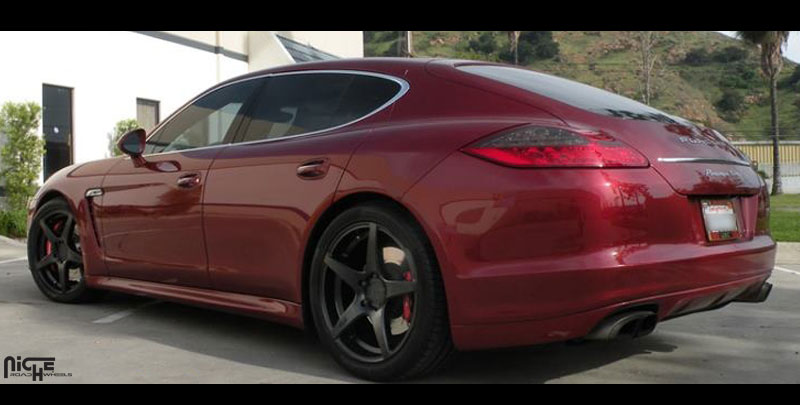 2013 Porsche Panamera photo