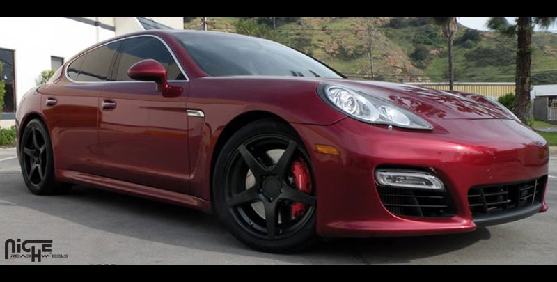 2013 Porsche Panamera photo
