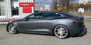 2013 Tesla Model S