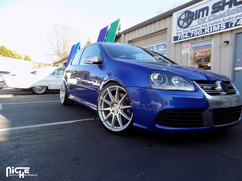 2009 Volkswagen GTI photo