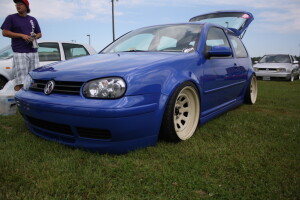 2003 Volkswagen Golf